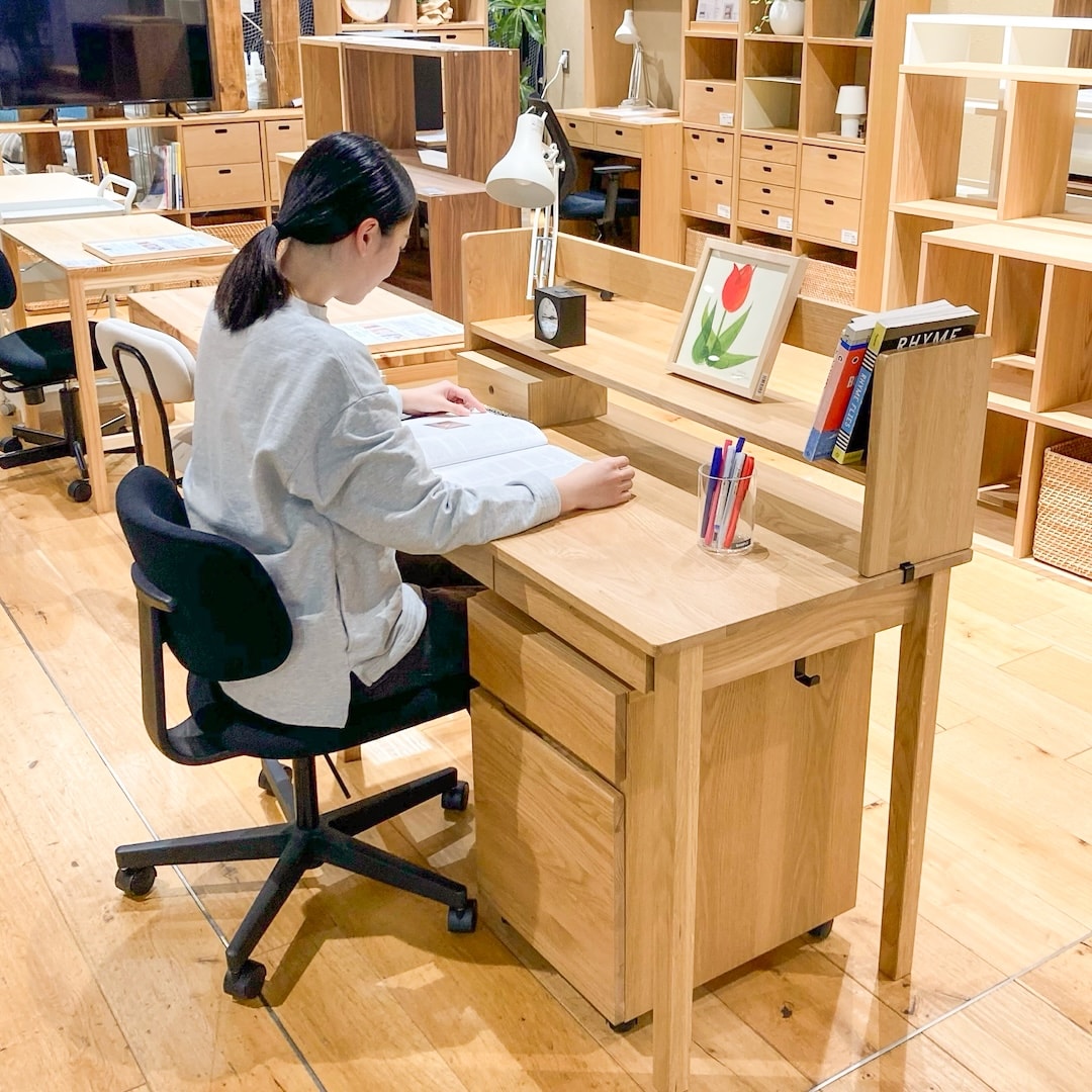 グランフロント大阪】新生活におすすめのデスク｜ 無印良品